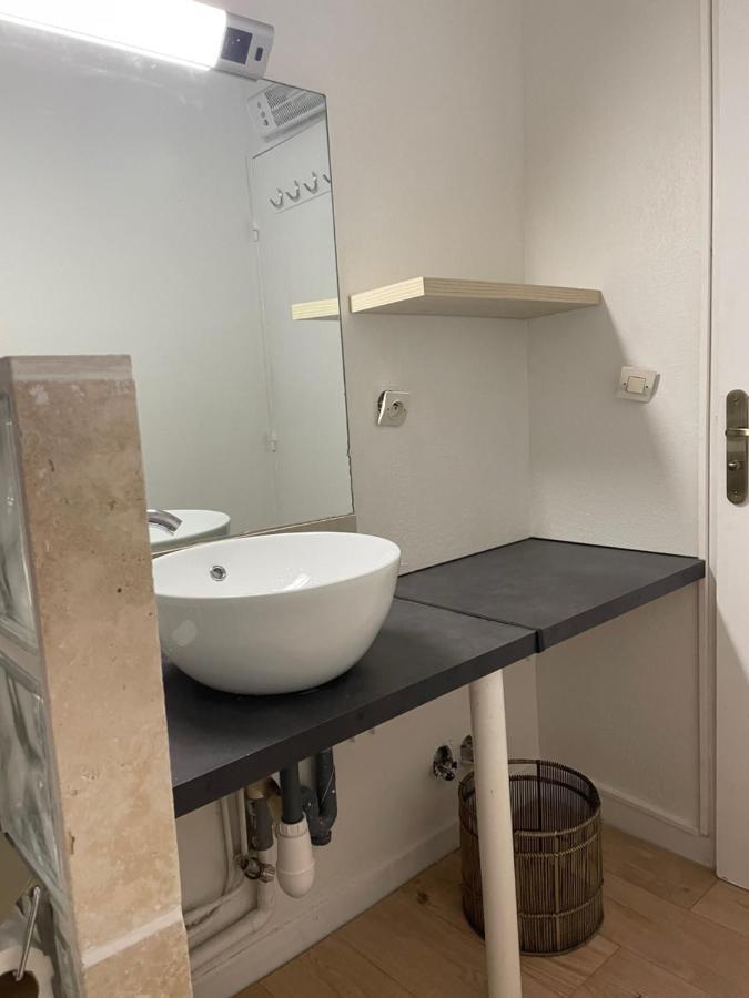 Le Cocon D'Emie - Clim - Parking Apartment Nimes Ngoại thất bức ảnh