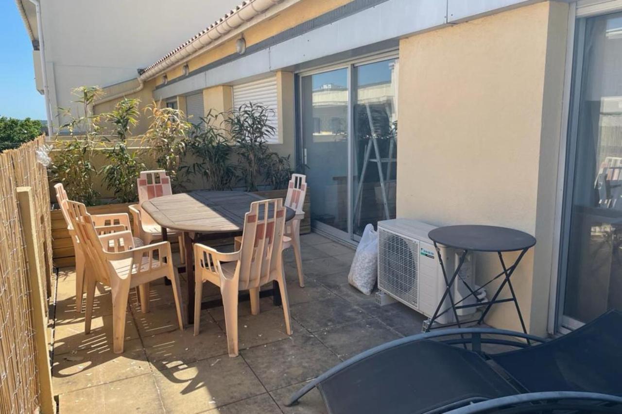 Le Cocon D'Emie - Clim - Parking Apartment Nimes Ngoại thất bức ảnh