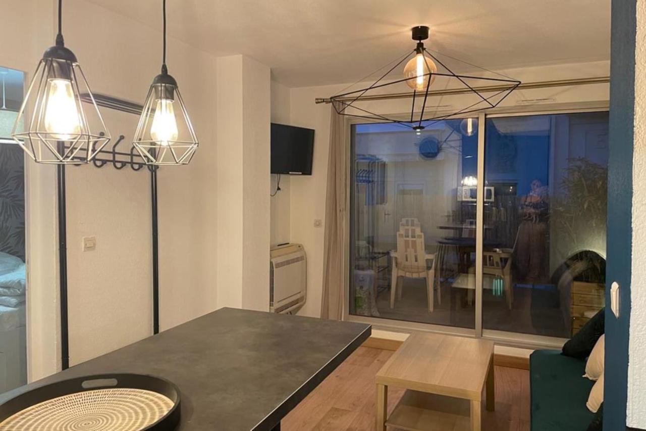 Le Cocon D'Emie - Clim - Parking Apartment Nimes Ngoại thất bức ảnh