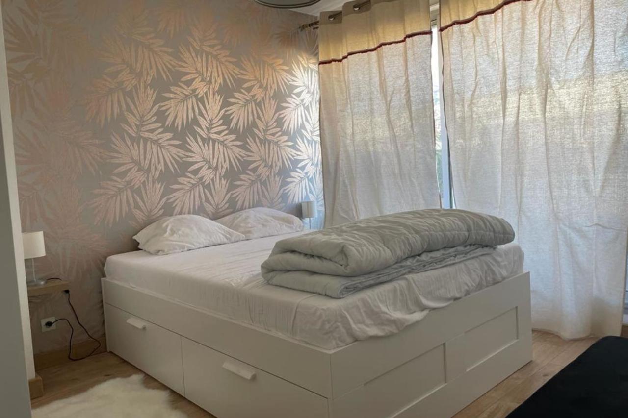 Le Cocon D'Emie - Clim - Parking Apartment Nimes Ngoại thất bức ảnh