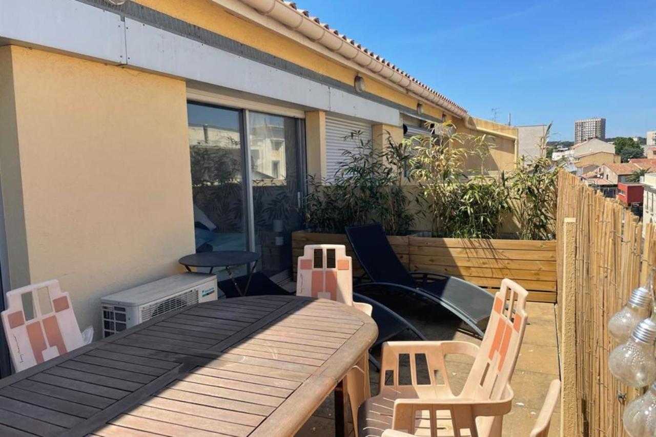 Le Cocon D'Emie - Clim - Parking Apartment Nimes Ngoại thất bức ảnh