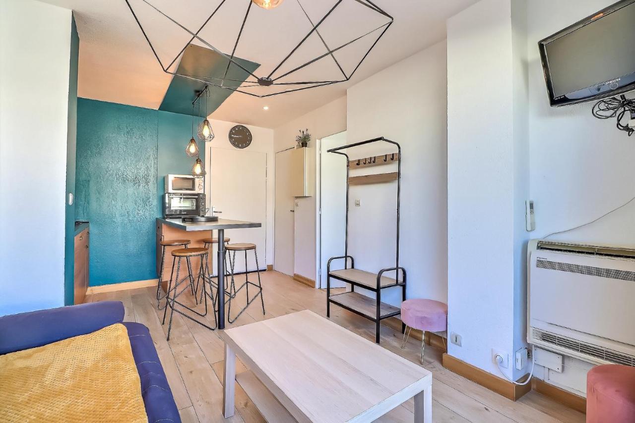Le Cocon D'Emie - Clim - Parking Apartment Nimes Ngoại thất bức ảnh