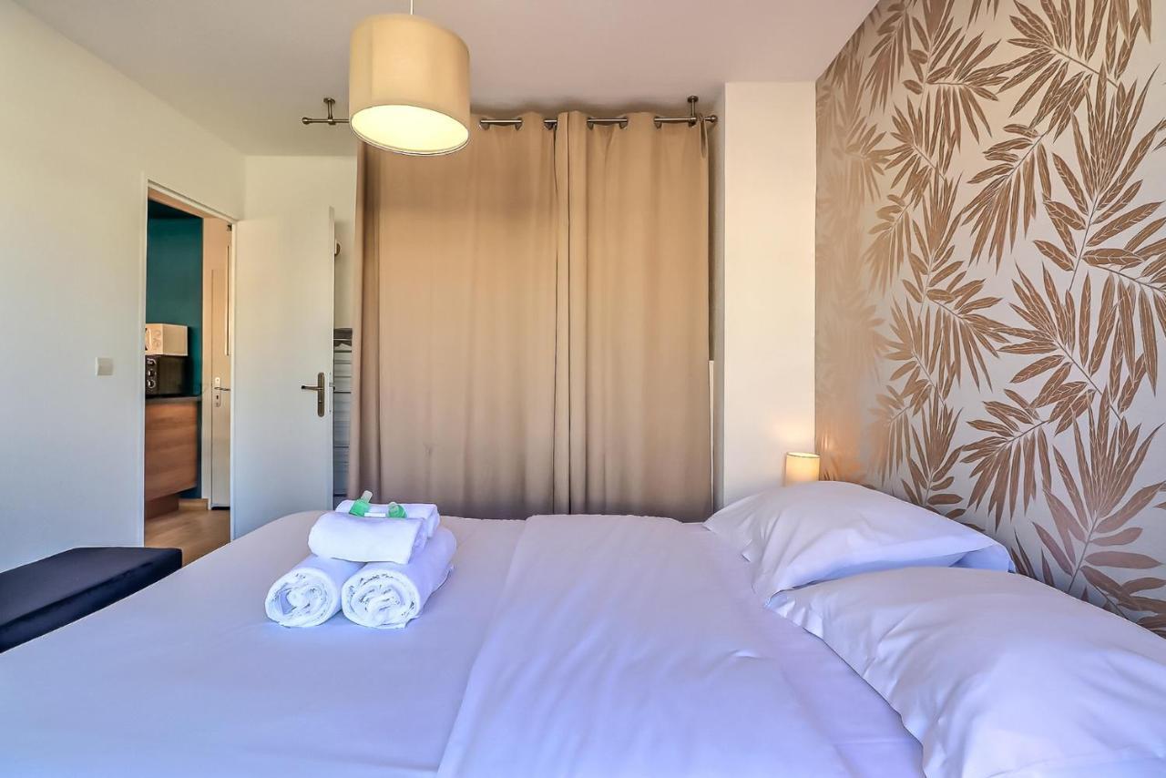 Le Cocon D'Emie - Clim - Parking Apartment Nimes Ngoại thất bức ảnh