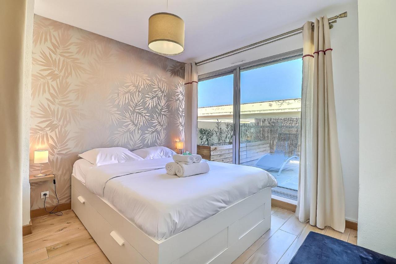 Le Cocon D'Emie - Clim - Parking Apartment Nimes Ngoại thất bức ảnh